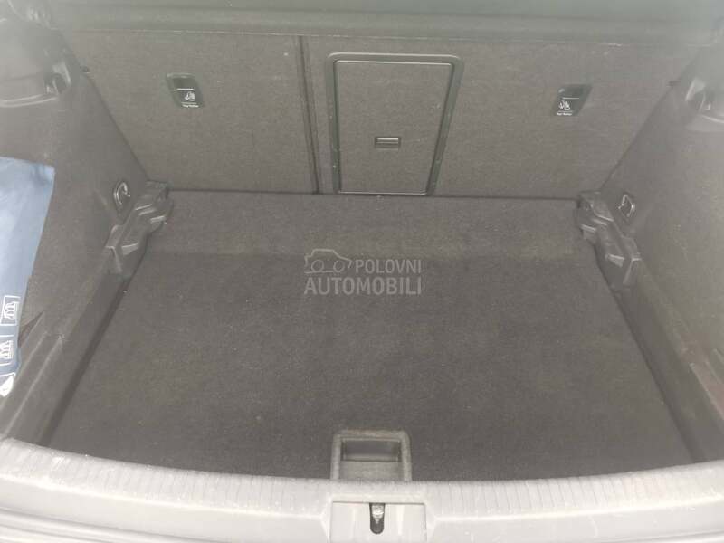 Volkswagen Golf 7 1.6 TDI COMFORTLINE