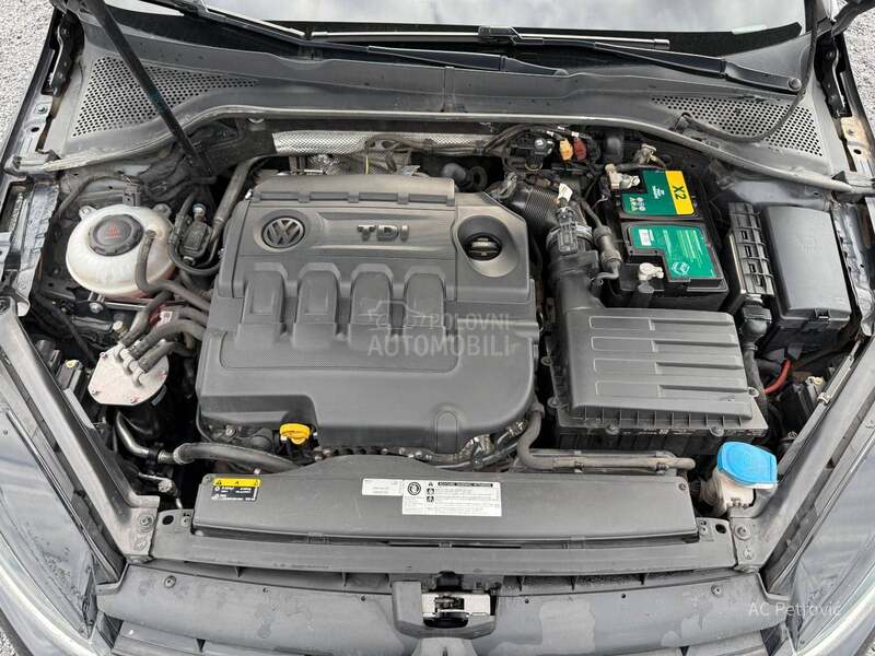 Volkswagen Golf 7 1.6 TDI COMFORTLINE