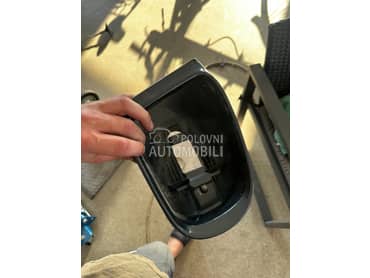 Poklopac desnog Retrovizora za Mercedes Benz ML Klasa od 1996. do 2006. god.
