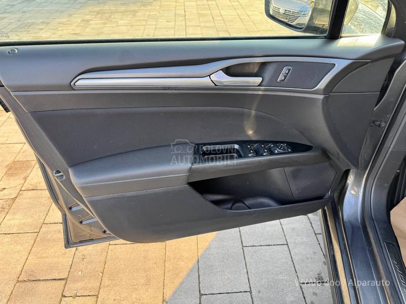 Ford Mondeo 2.0 tdci TITANIUM