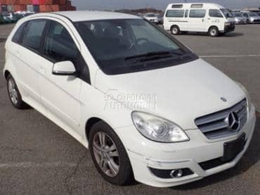 Mercedes Benz B 180 W245 -  kompletan auto u delovima