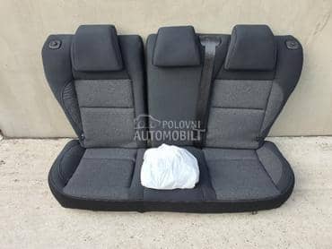 Zadnja sedišta i pojasevi za Renault Clio od 2020. do 2023. god.