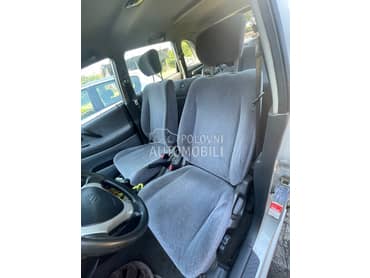 Sedišta za Suzuki Liana od 2000. do 2008. god.