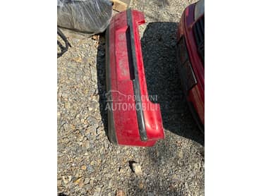 Branik za pola Zadnji za Volkswagen Polo od 2001. do 2009. god.