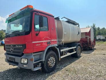 Mercedes Benz 1832 za reparaciju asfalt