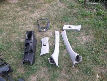 Delovi enterijera za Fiat Bravo od 2007. do 2014. god.