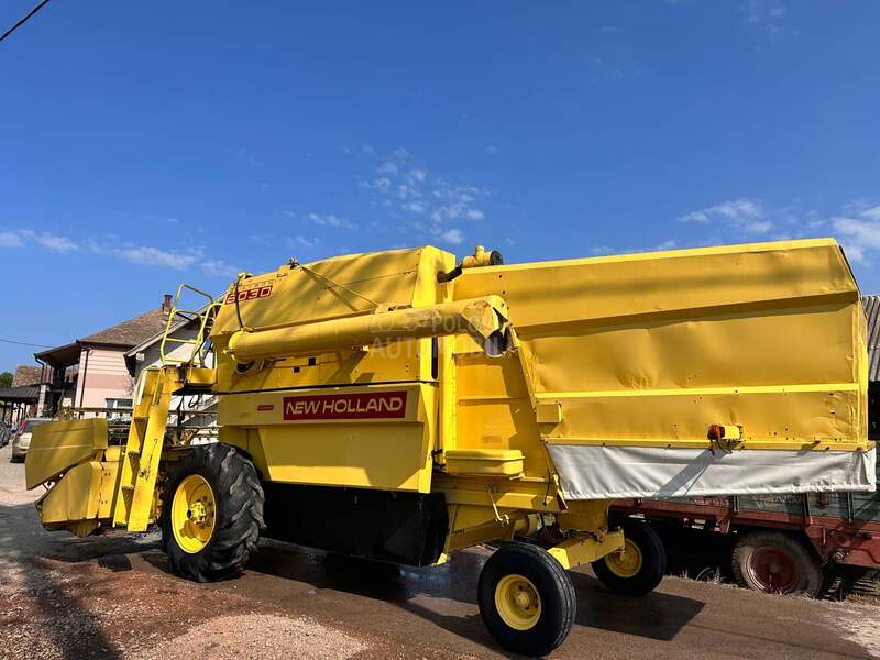New Holland 8030