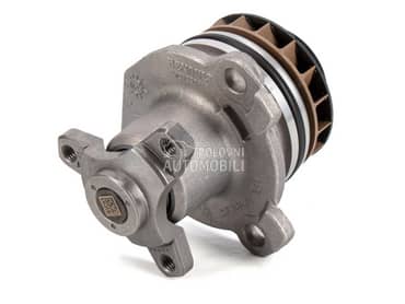 TRAFIC Vodena Pumpa DCI