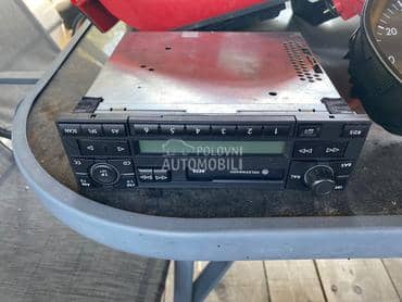 fabricki radio za Volkswagen Golf 4