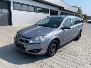 Opel Astra H delovi 2008. god. -  kompletan auto u delovima
