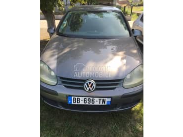 kompletan auto u delovima za Volkswagen Golf 5 od 2004. do 2008. god.