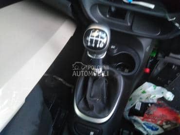 ručica menjaca za Fiat 500L od 2013. do 2020. god.