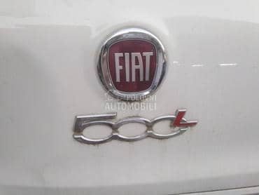 znak oznaka za Fiat 500L