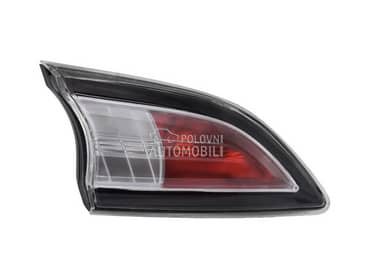 Stop Lampa Unutrasnja 5v za Mazda 3 od 2008. do 2013. god.