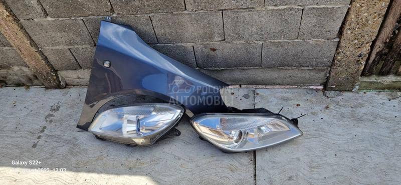 Fabia 2 krilo i farovi