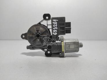 MOTORIC PODIZACA STAKLA za Škoda Octavia