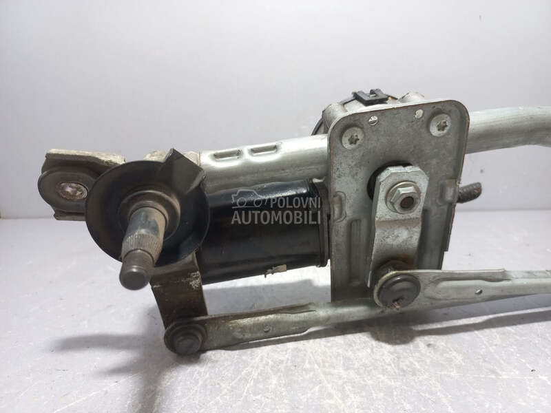 MOTORIC PREDNJEG BRISACA