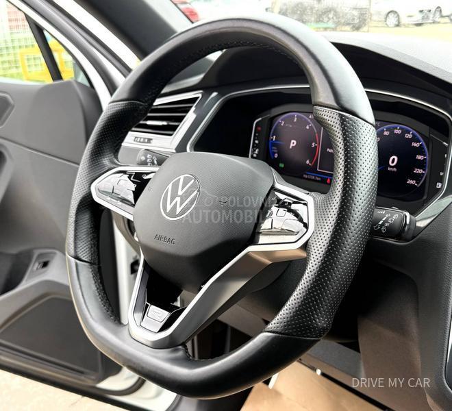 Volkswagen Tiguan 2.0 TDI R-LINE DSG