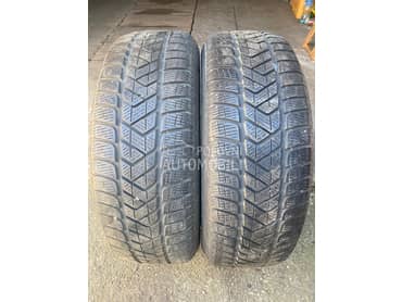 Pirelli 215/65 R17 Zimska