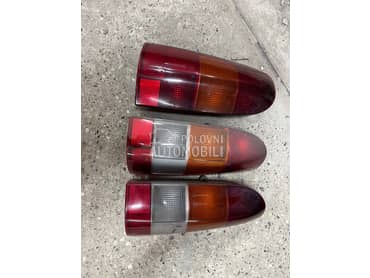 Stop svetlo levo desno za Nissan Vanette od 1992. do 2001. god.