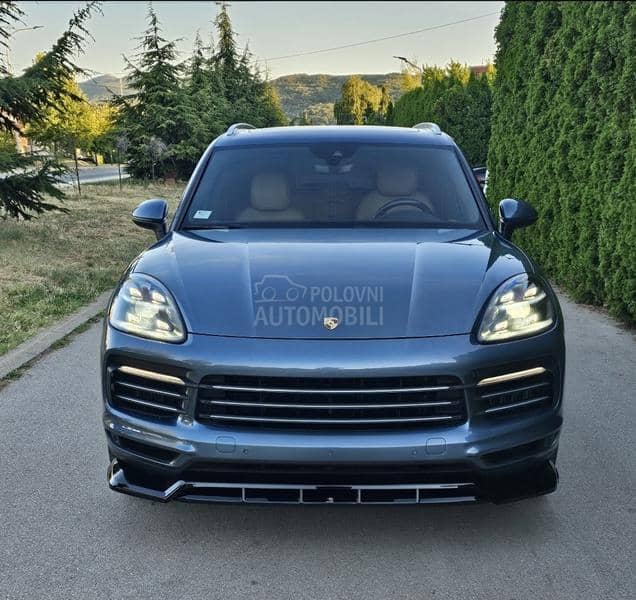 Porsche Cayenne S Sport-Chrono
