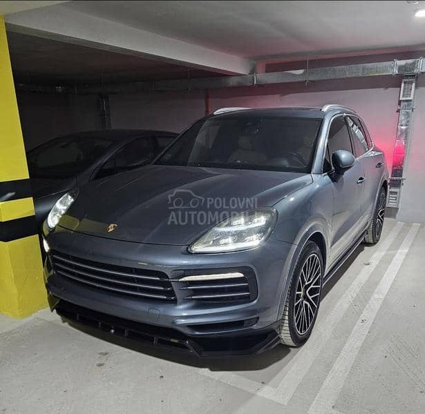 Porsche Cayenne S Sport-Chrono