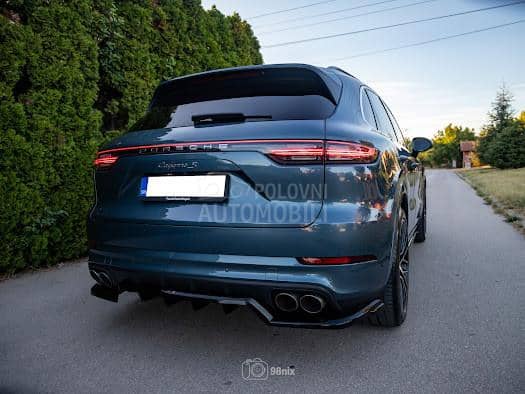 Porsche Cayenne S Sport-Chrono