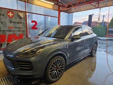 Porsche Cayenne S Sport-Chrono