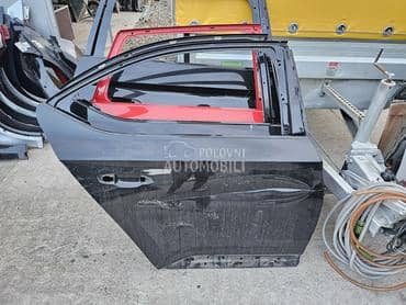 Zadnja desna vrata za Škoda Superb od 2014. do 2023. god.