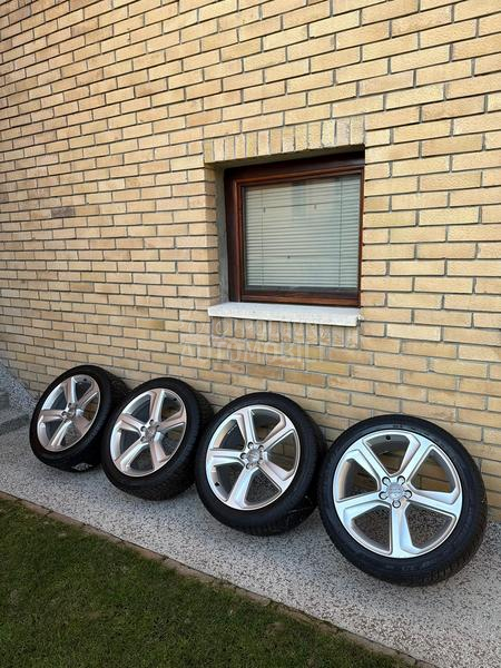 Dunlop 255/45 R20 Zimska