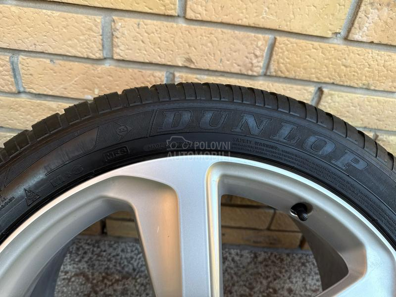 Dunlop 255/45 R20 Zimska