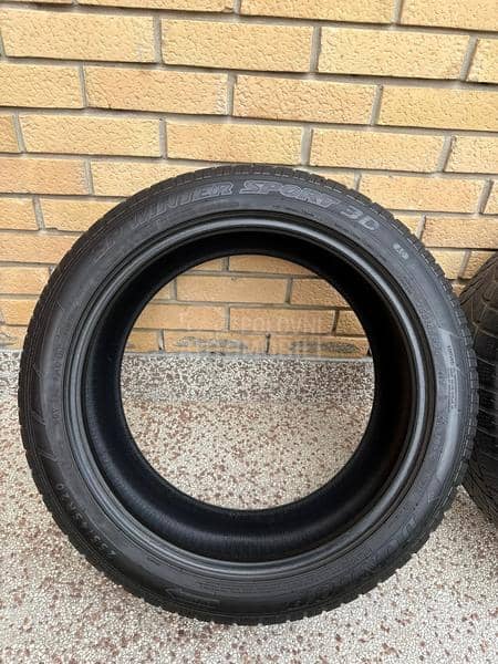 Dunlop 255/45 R20 Zimska