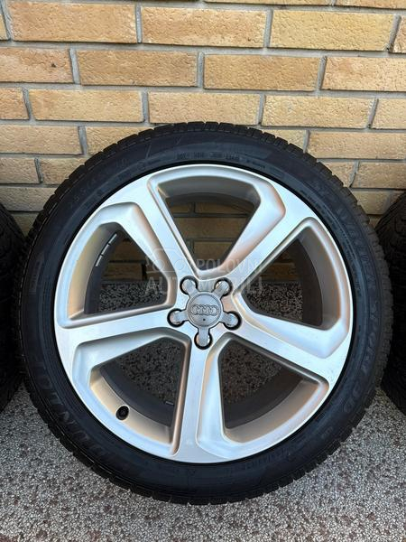 Dunlop 255/45 R20 Zimska