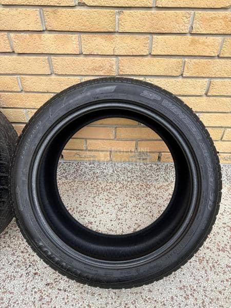 Dunlop 255/45 R20 Zimska