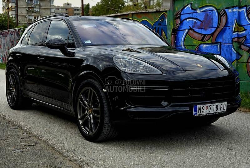 Porsche Cayenne turbo