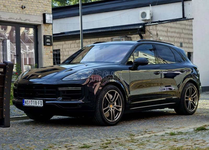 Porsche Cayenne turbo