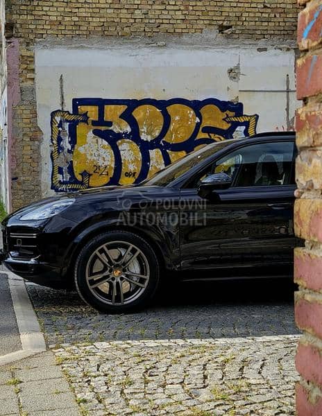 Porsche Cayenne turbo