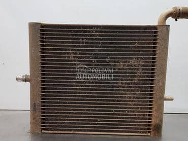 Hladnjak vode za Land Rover Range Rover Vogue od 2014. do 2018. god.