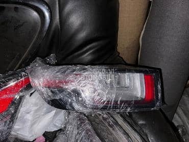 stop svetlo za Land Rover Range Rover Evoque od 2016. do 2020. god.