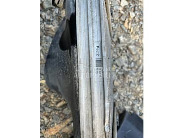 Interkuler za tourega za Volkswagen Touareg od 2004. do 2008. god.