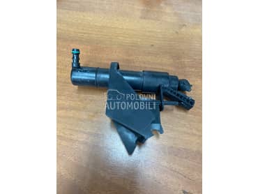 Leva prskalica fara za Volkswagen Polo