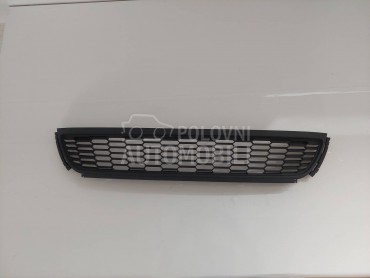 centralna resetka branika za Volkswagen Polo