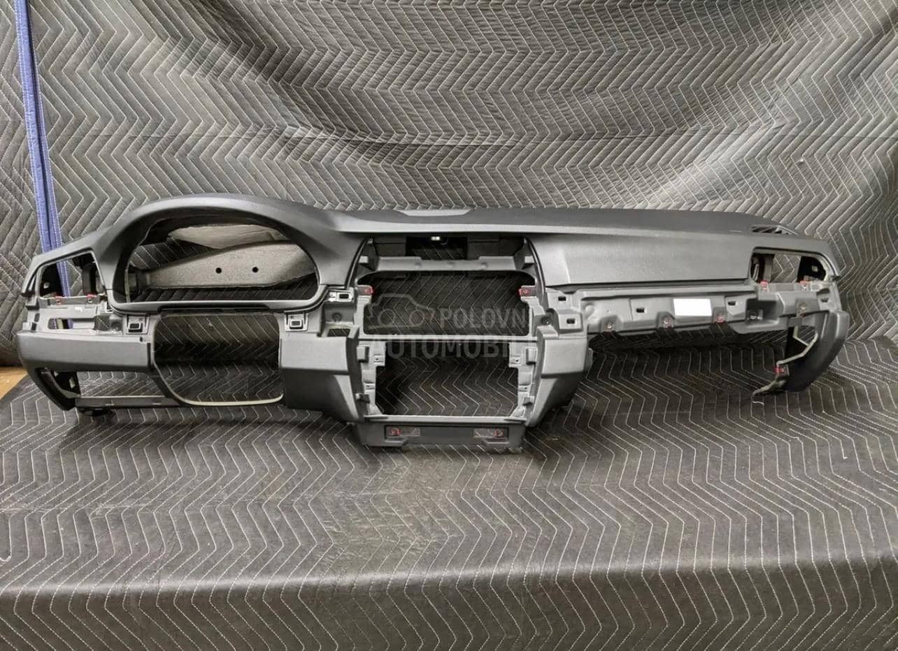 Tabla F10 F11 za BMW 518, 520, 520 GT ... | Auto delovi | Polovni ...