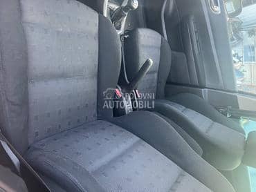 sedišta za Peugeot 307 od 2001. do 2008. god.