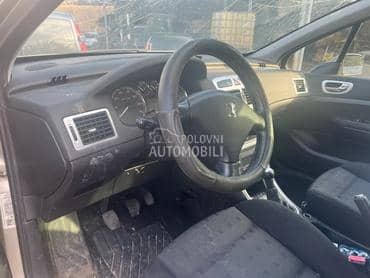 tabla sa airbagom za Peugeot 307 od 2001. do 2008. god.