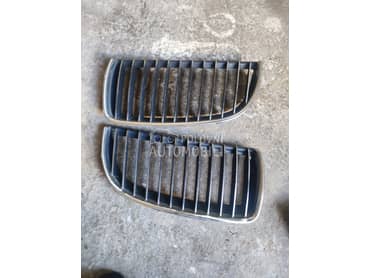 maske- bubrezi e90 za BMW Serija 3 od 2005. do 2007. god.