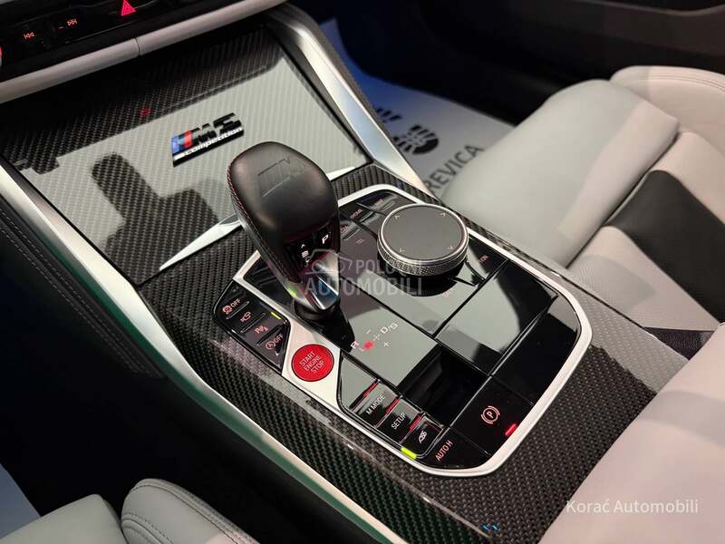 BMW M3 xDrive M Performance