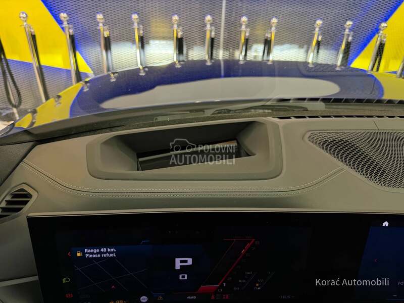 BMW M3 xDrive M Performance