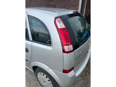 gepek staklo za Opel Meriva od 2002. do 2010. god.