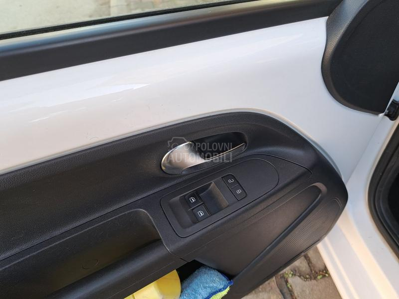 Volkswagen up! 1.0/K L I M A/CNG